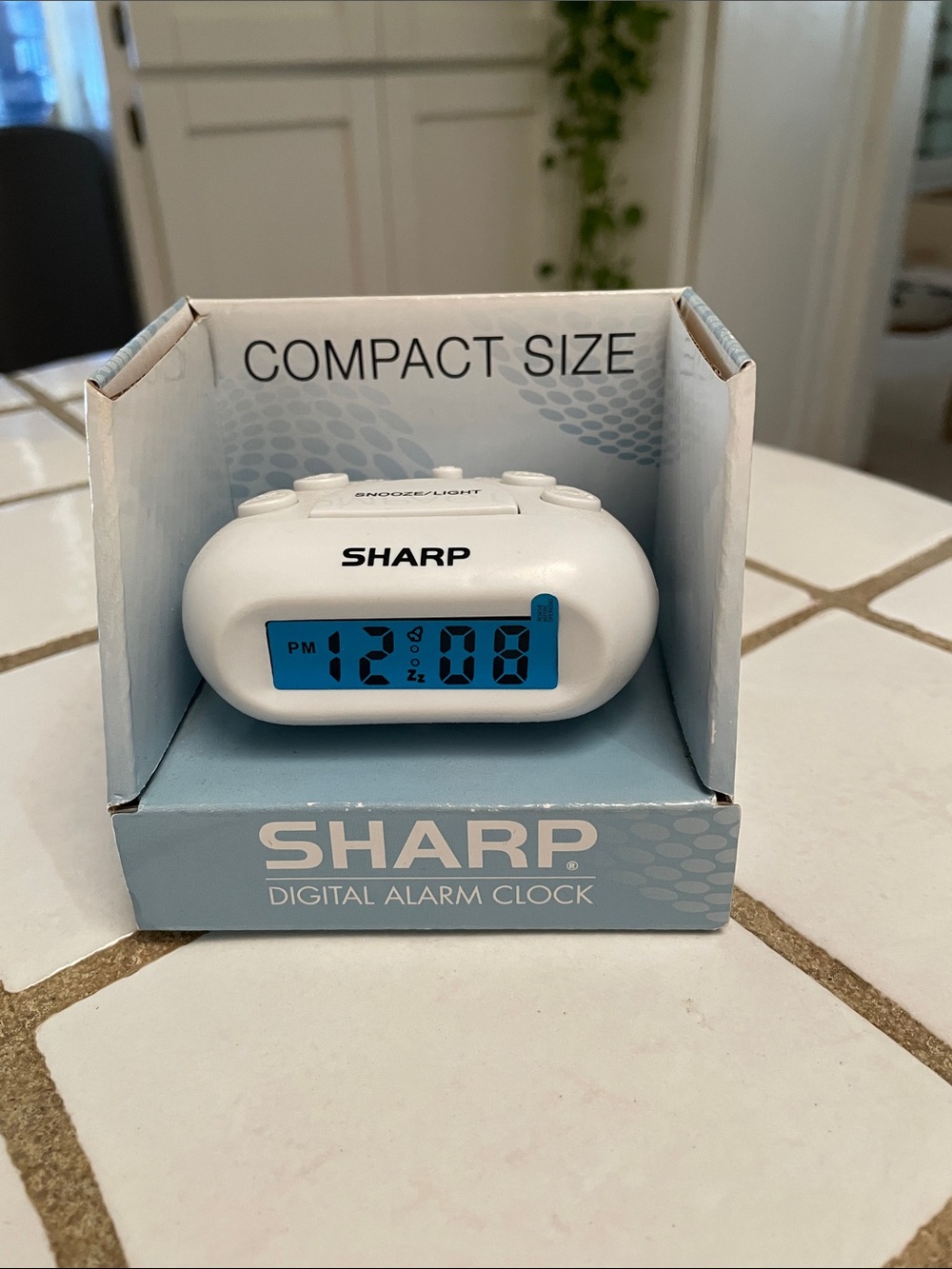 Sharp compact travel alarm clock, NIB